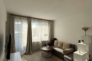 Wohnung mieten in Frankfurter Ring, 80807 Milbertshofen, Vollmobiert 1-Raum-Wohnung mit Einbauküche & Balkon in München Frankfurter Ring (nahe FIZ/BMW)
