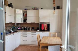 Wohnung mieten in 31675 Bückeburg, Freundliche 4-Zimmer-Terrassenwohnung mit gehobener Innenausstattung und EBK – Bückeburg