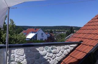 Wohnung mieten in Ahornweg, 75395 Ostelsheim, Helle 3,5-Zi-Wohnung mit freiem Blick über Ostelsheim