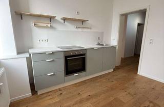 Wohnung mieten in Noltzstrasse 14, 67549 Innenstadt, schöner Altbau im Dachgeschoß, 3. OG mit Blick auf den Wasserturm