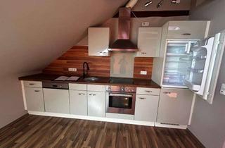 Wohnung mieten in 32427 Minden, Gemütliche 1-Zimmer-Dachgeschosswohnung inklusive Einbauküche in Minden ab 01.09. frei!