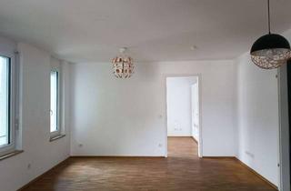 Wohnung mieten in Augsburger Str, 82194 Gröbenzell, Moderne 3-Zimmer-Wohnung mit Balkon und EBK im zentralen Gröbenzell