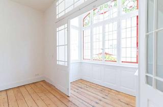 Wohnung mieten in 77652 Offenburg, Altbau-Charme trifft Moderne: kernsanierte Wohnung in zentraler Lage mit Balkon und EBK