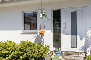 Einfamilienhaus kaufen in 24364 Holzdorf, Viel Platz für alle! Einfamilienhaus mit Einliegerwohnung in idyllischer Feldrandlage