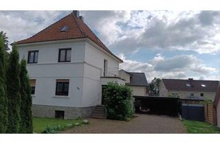 Mehrfamilienhaus kaufen in 32756 Detmold, Solides Mehrfamilienhaus in Detmold in zentraler Lage