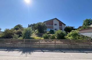 Haus kaufen in Schoßbach, 84513 Erharting, Zweifamilienhaus in Erharting