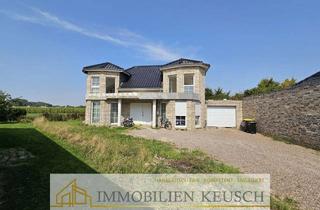 Villa kaufen in 31655 Stadthagen, Moderne Traumvilla mit Potenzial-TOP ruhige Lage in einer Spielstraße & entspannter Blick ins Grüne