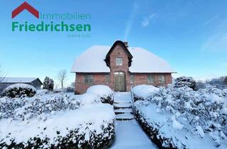 Haus kaufen in 25920 Risum-Lindholm, Stilvolles Reetdachhaus mit einzigartigem Charme und traumhaftem Weitblick