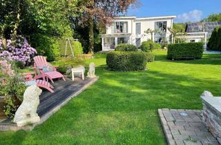 Villa kaufen in 46569 Hünxe, Zeitlose Villa mit Galerie, großem Garten und viel Potential in ruhiger Lage