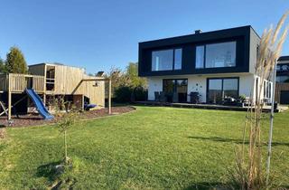 Immobilie mieten in Oberbecksener Straße 126, 32547 Bad Oeynhausen, Designer 6-Zimmer - Villa mit großem Garten in Bad Oeynhausen