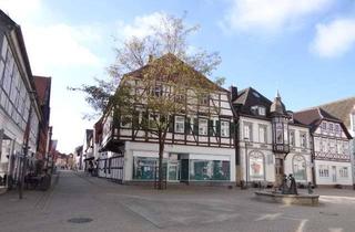Gewerbeimmobilie kaufen in Am Markt 10, 33034 Brakel, Ein Haus mit Geschichte – und attraktiven Fördermöglichkeiten