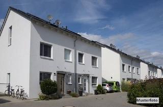 Villa kaufen in 04425 Taucha, Villa mit 2 Wohnungen