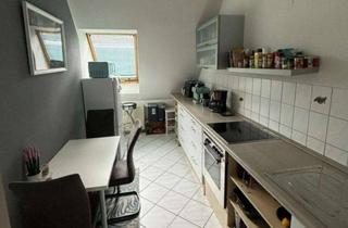 Wohnung mieten in Eugen-Richter-Straße, 99085 Erfurt, 2-Zimmer-Wohnung mit EBK im Dachgeschoss