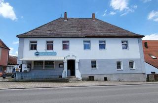 Mehrfamilienhaus kaufen in Kirchplatz 3, 91589 Aurach, Aurach - Top Gelegenheit, renovierungsbedürftiges Mehrfamilienhaus mit Nutzfläche (VHB)