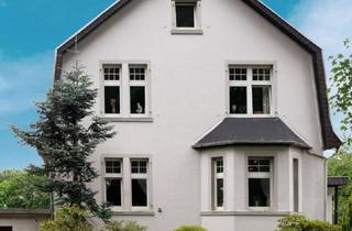 Villa kaufen in 42859 Remscheid, Remscheid - Großzügiges Mehrgenerationenhaus mit zwei Wohneinheiten und Anba