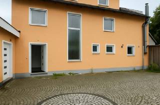 Mehrfamilienhaus kaufen in 86453 Dasing, Dasing - Mehrfamilienhaus mit Entwicklungspotenzial und Teilung