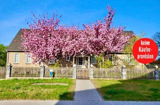 Wohnung kaufen in 16307 Gartz, Gartz - HORN IMMOBILIEN + großzügiges und elegantes Einfamilienhaus mit Einliegerwohnung und Garage in Gartz