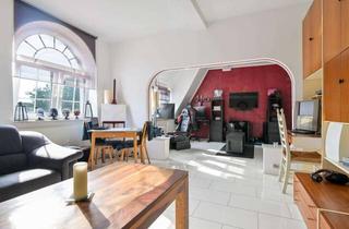 Wohnung kaufen in 46145 Sterkrade-Mitte, Stilvolle Maisonette mit sonniger Dachterrasse – Altbaucharme & moderner Komfort vereint