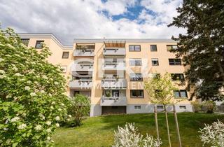 Wohnung kaufen in 94315 Straubing, Geräumige 4,5-Zimmer-Wohnung mit Loggia und Garage