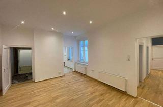 Wohnung kaufen in Luitpoldplatz 16, 95445 City, Modernisierte 4-Zimmer Wohnung mit Balkon und Kellerabteil zum Selbstbezug oder als Kapitalanlage