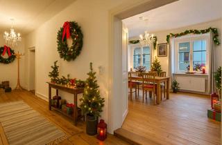 Wohnung kaufen in 78462 Konstanz, Kernsanierte Altbauwohnung inmitten der Innenstadt