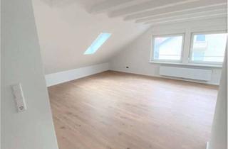 Wohnung mieten in 77652 Offenburg, Geschmackvolle DG-Wohnung mit drei Räumen und EBK ,Garage und Gartenanteil in Offenburg, Bohlsbach