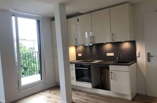 Wohnung mieten in Wandsbeker Chaussee 47, 22089 Eilbek, Neuwertige 3-ZimmerDachgeschosswohnung mit zusätzlichem Spitzboden frei ab 1. November 2025