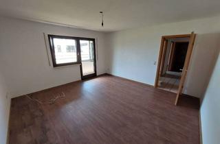 Wohnung mieten in 94148 Kirchham, Ruhige, modernisierte 2-Zimmer-EG-Wohnung mit Balkon und Einbauküche in Kirchham