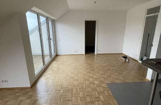 Wohnung mieten in Kiesseestraße 77, 37083 Göttingen, Großzügige 2-Zimmer-Dachgeschosswohnung mit Balkon und Parkett in Göttingen-Geismar