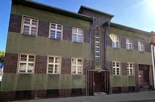 Wohnung mieten in Fischerstraße 11, 15806 Zossen, großzügige 3-Raum Altbauwohnung