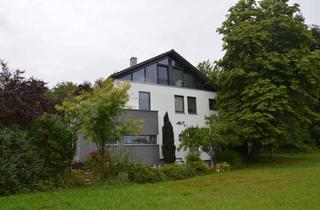 Wohnung mieten in 82067 Ebenhausen, 2-Zi-Wohnung mit kleiner Terrasse im grünen Schäftlarn