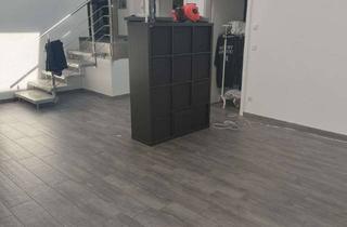 Wohnung mieten in Heerweg, 72582 Grabenstetten, Stilvolle, neuwertige 3-Raum-Erdgeschosswohnung mit geh. Innenausstattung mit Balkon und EBK
