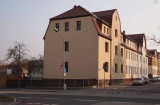 Wohnung mieten in August-Bebel-Straße 41, 04654 Frohburg, Vier Zimmer mit Einbauküche warten auf Sie!