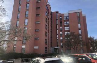 Wohnung mieten in Schwenninger Straße 14, 71069 Sindelfingen, Modernisierte 1,5-Raum-Wohnung mit Balkon und Einbauküche in Sindelfingen