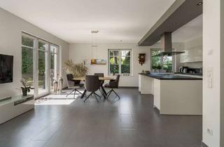 Wohnung mieten in 22589 Iserbrook, Moderne 4-Zimmer-Wohnung mit Garten & Südterrasse in ruhiger Lage