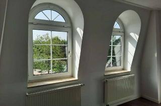 Wohnung mieten in 63571 Gelnhausen, Schöne, großzügige 2,5 Zimmer DG-Wohnung, 72 qm Wohnfläche, in Gelnhausen