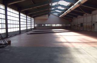 Lager mieten in 68163 Neuostheim, Hallenstellplatz für Boote auf Anhänger