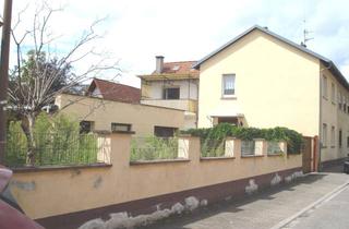 Einfamilienhaus kaufen in Schützenstraße, 68766 Hockenheim, Sofort frei! Älteres Einfamilienhaus mit Nebengebäude und Garten!