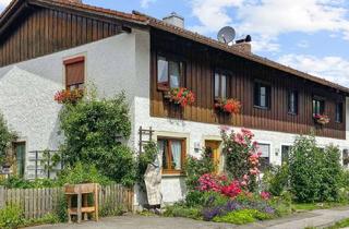 Haus kaufen in 82431 Kochel am See, Kochel: Vermietetes Reihenmittelhaus in ruhiger Wohnlage
