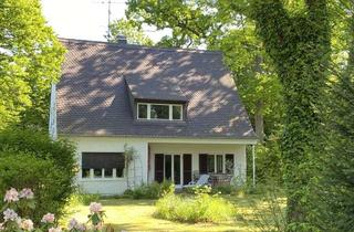 Haus kaufen in 82152 Krailling, Charmantes, sehr gepflegtes Haus auf wunderbarem Grundstück, ruhig und sehr schön!