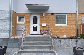 Reihenhaus kaufen in Rauchstraße 18, 37603 Holzminden, Günstiges 5-Zimmer-Reihenhaus mit gehobener Innenausstattung in Holzminden