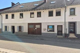 Haus kaufen in 66887 Bosenbach, Vielseitiges Zweifamilienhaus mit Gewerbemöglichkeit, zahlreichen Stellplätzen u. idyllischem Garten