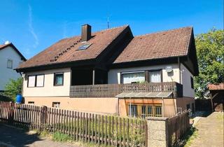 Haus kaufen in 97437 Haßfurt, Sofort beziehbar! Gepflegtes 1-2 Fam.-Haus mit Doppelgarage und Carport in ruhiger Wohnlage