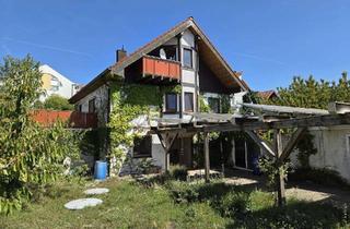 Haus kaufen in 97475 Zeil, Gepflegtes EFH (Wfl. 130 m²) mit Doppelgarage, Garten, Terrasse und Balkon in begehrter Siedlungsla