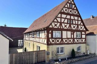 Haus kaufen in 97437 Haßfurt, Unikat in Wülfingen bei Haßfurt! Sonnig gelegenes Fachwerkhaus mit mehreren Nebengebäuden u. herr