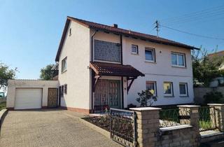 Haus kaufen in 97496 Burgpreppach, EFH mit Garagen und überdurschnittlichem großen, sonnigen Gartengrundstück in naturnaher Lage von