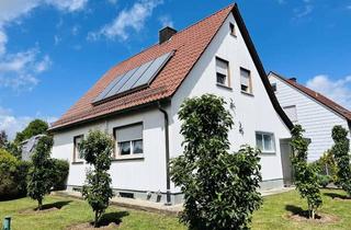Haus kaufen in 97437 Haßfurt, GÜNSTIGER PREIS: NUR € 375.000,--... sehr gepflegtes Einfam.-Haus mit Garage und großem Garten i