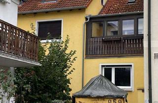 Haus kaufen in 97342 Obernbreit, Charmantes Wohnhaus in ruhiger Lage von Obernbreit