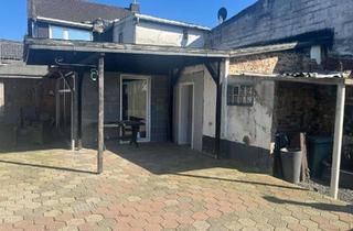 Haus kaufen in 41849 Wassenberg, Familiendomizil mit Potenzial und großen Garten