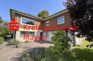 Anlageobjekt in 56729 Langscheid, Zweifamilienhaus ( 2 Eigentumswohnungen ) in schöner Ortsrandlage